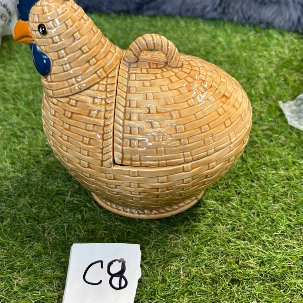 Ceramic‎ Chicken Basket Weave Lidded Jar Figurine Kitchen Decor Farmhouse